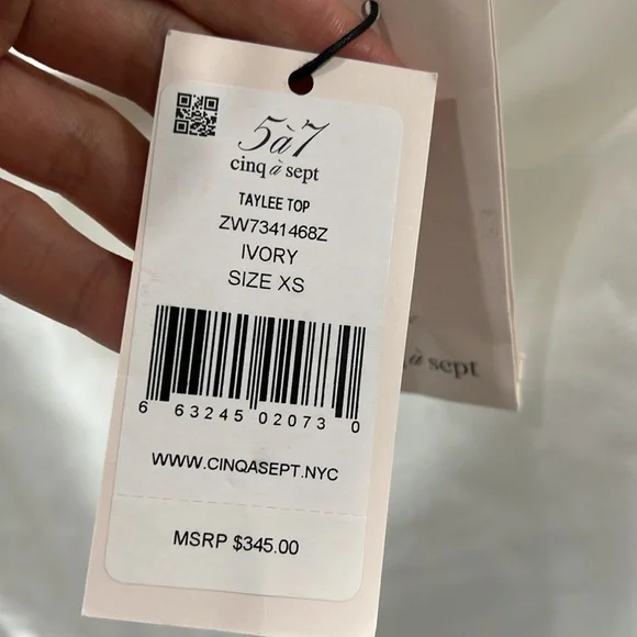 Cinq a Sept Taylee Top - Picture 7 of 9